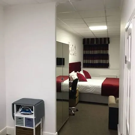 Pensjonat Lanchester House- 3*